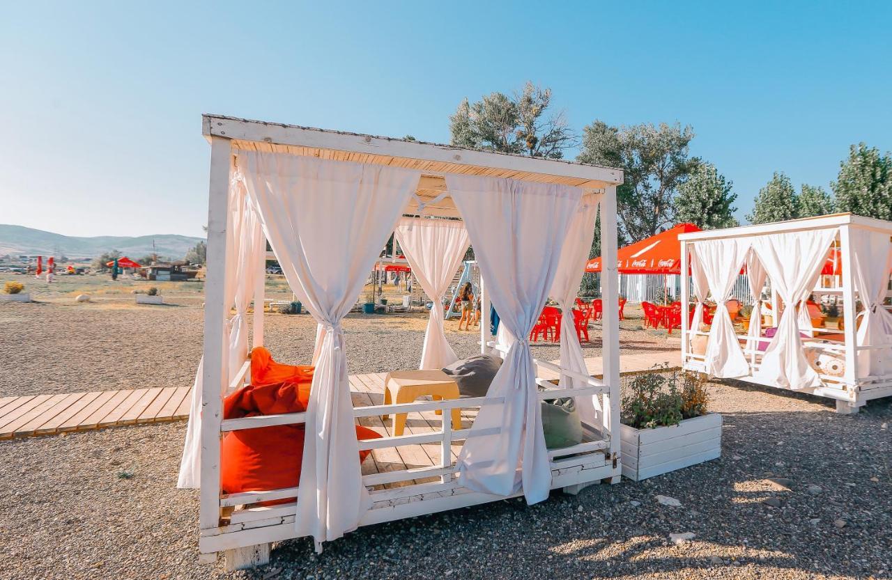 Laguna Beach Club Bazaleti Lake Dushet'i Exterior foto
