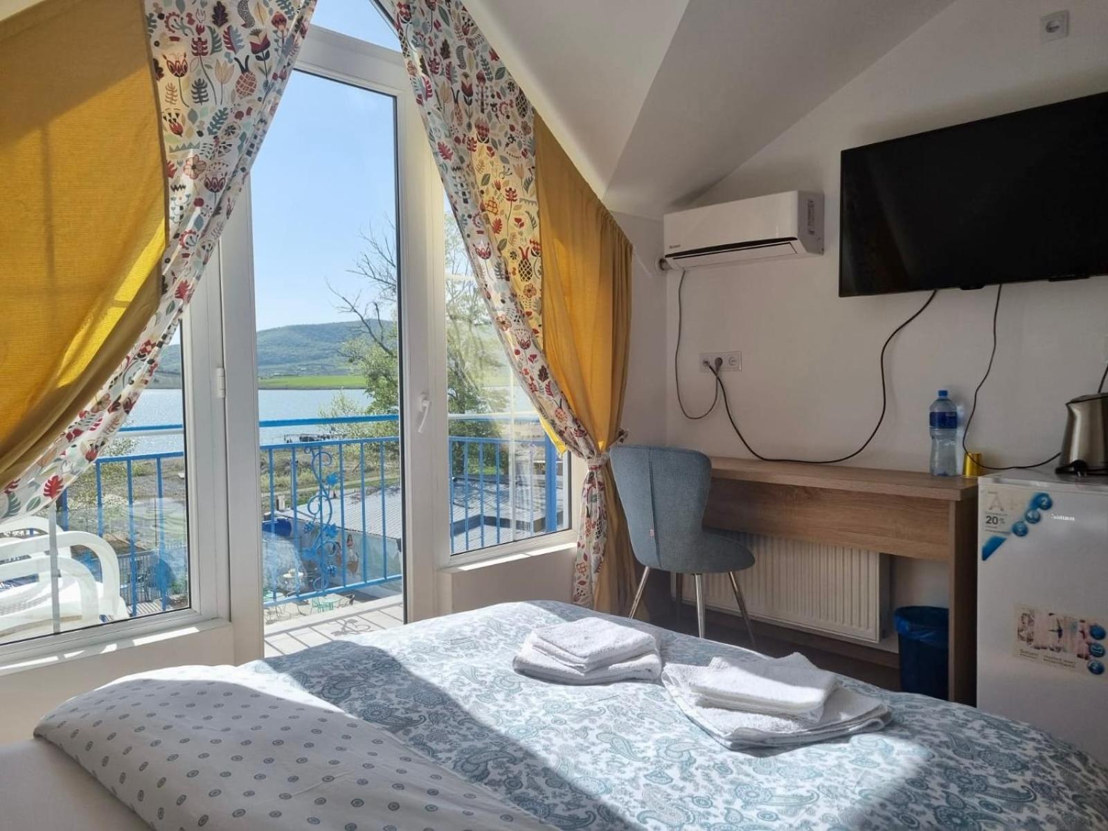 Laguna Beach Club Bazaleti Lake Dushet'i Exterior foto